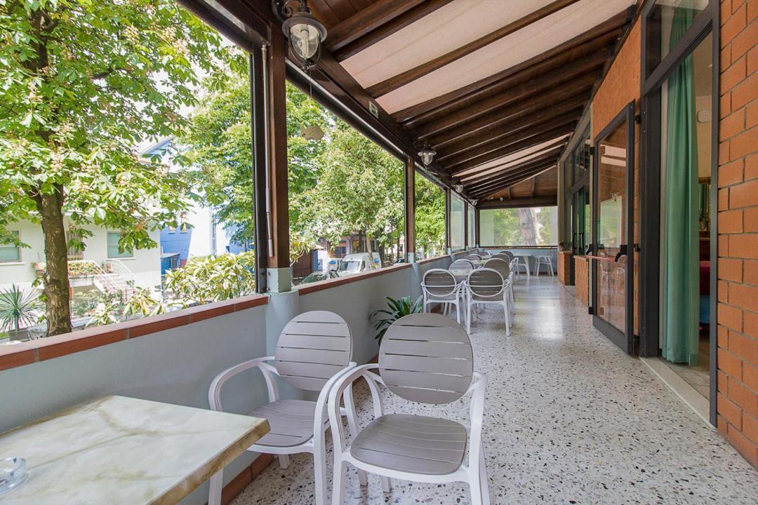 Hotel Katia Cesenatico Esterno foto