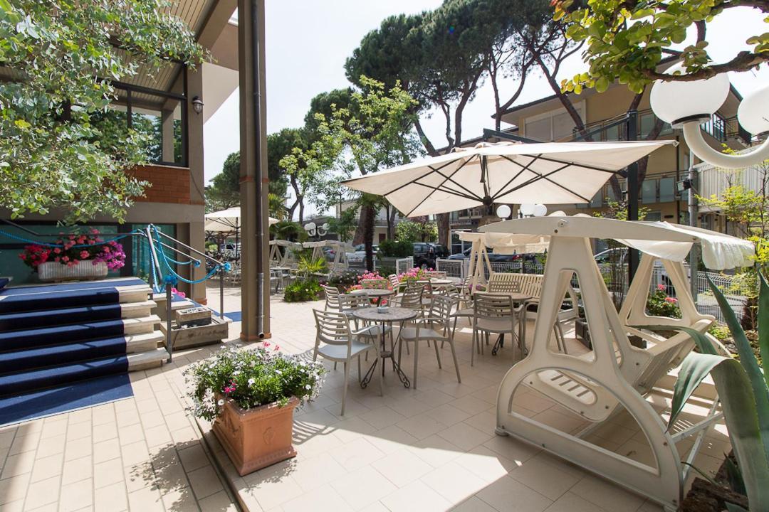 Hotel Katia Cesenatico Esterno foto