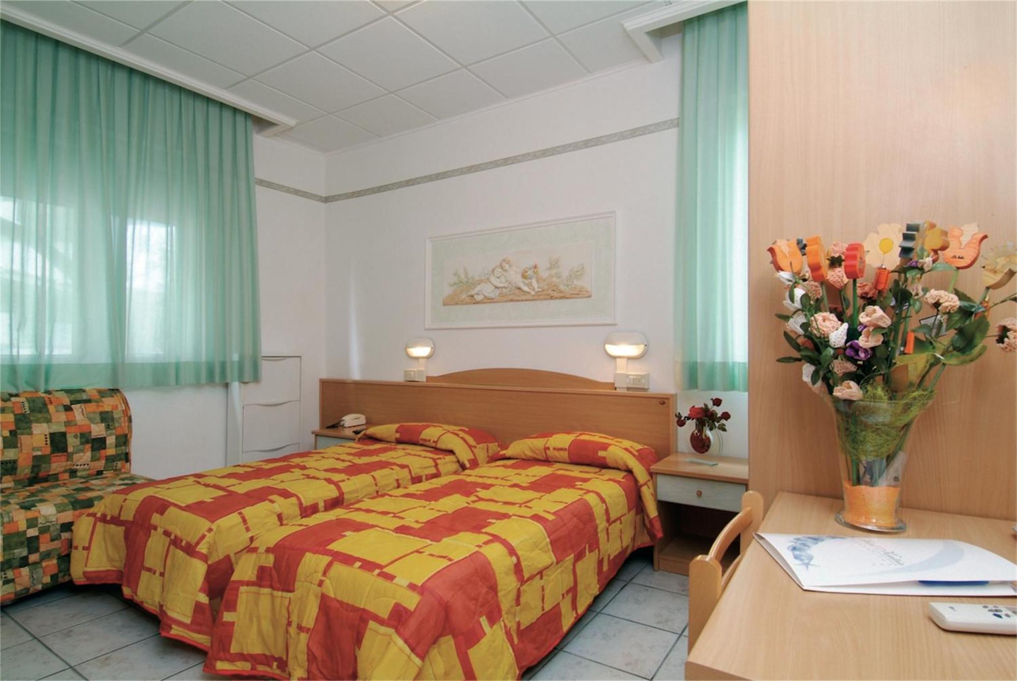 Hotel Katia Cesenatico Esterno foto