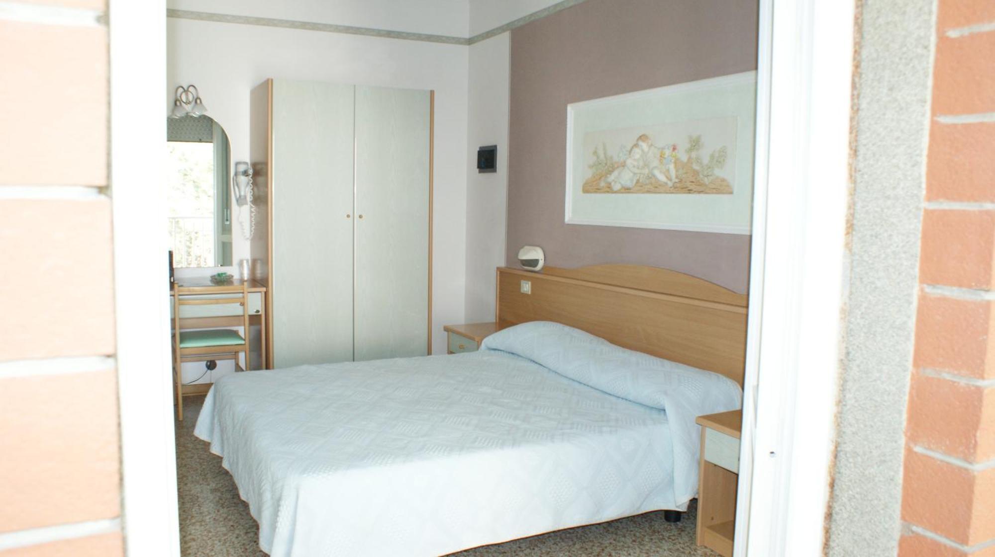 Hotel Katia Cesenatico Esterno foto