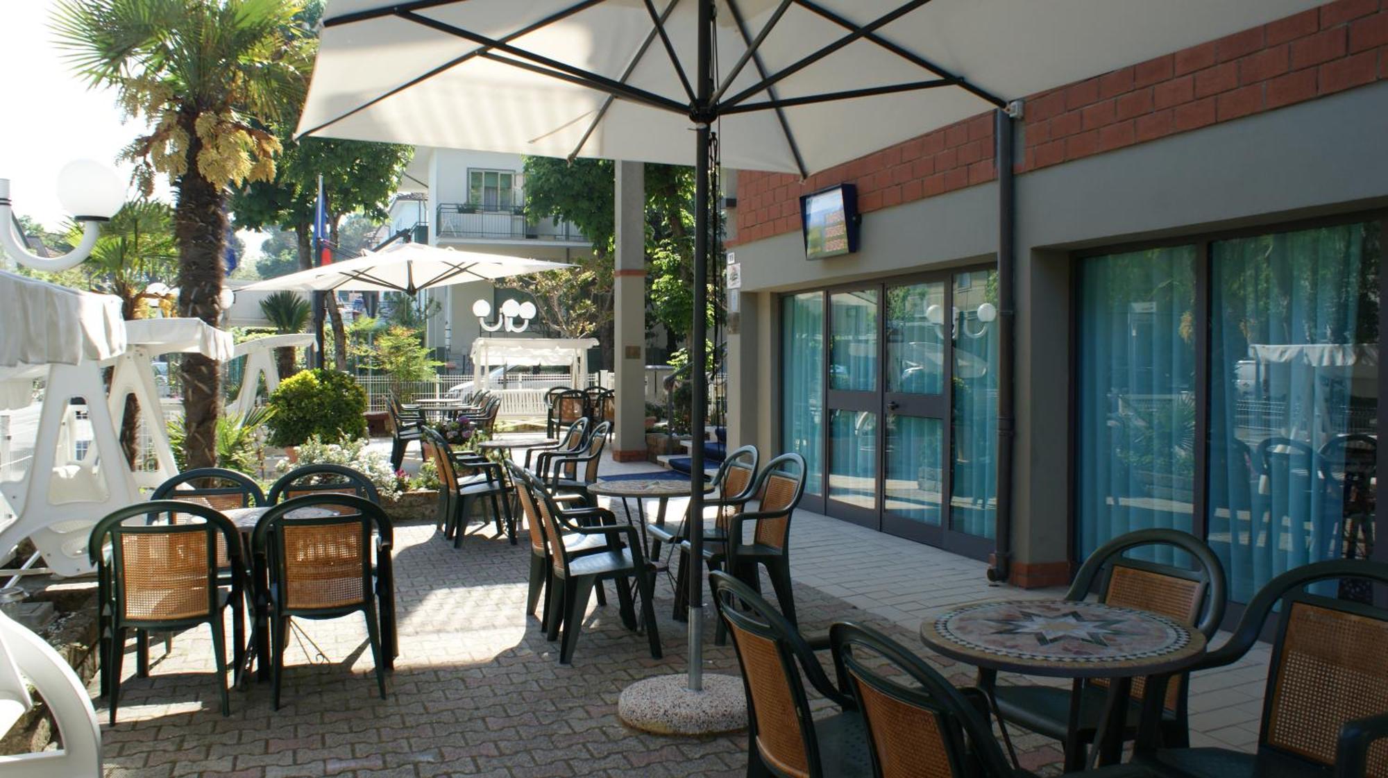 Hotel Katia Cesenatico Esterno foto