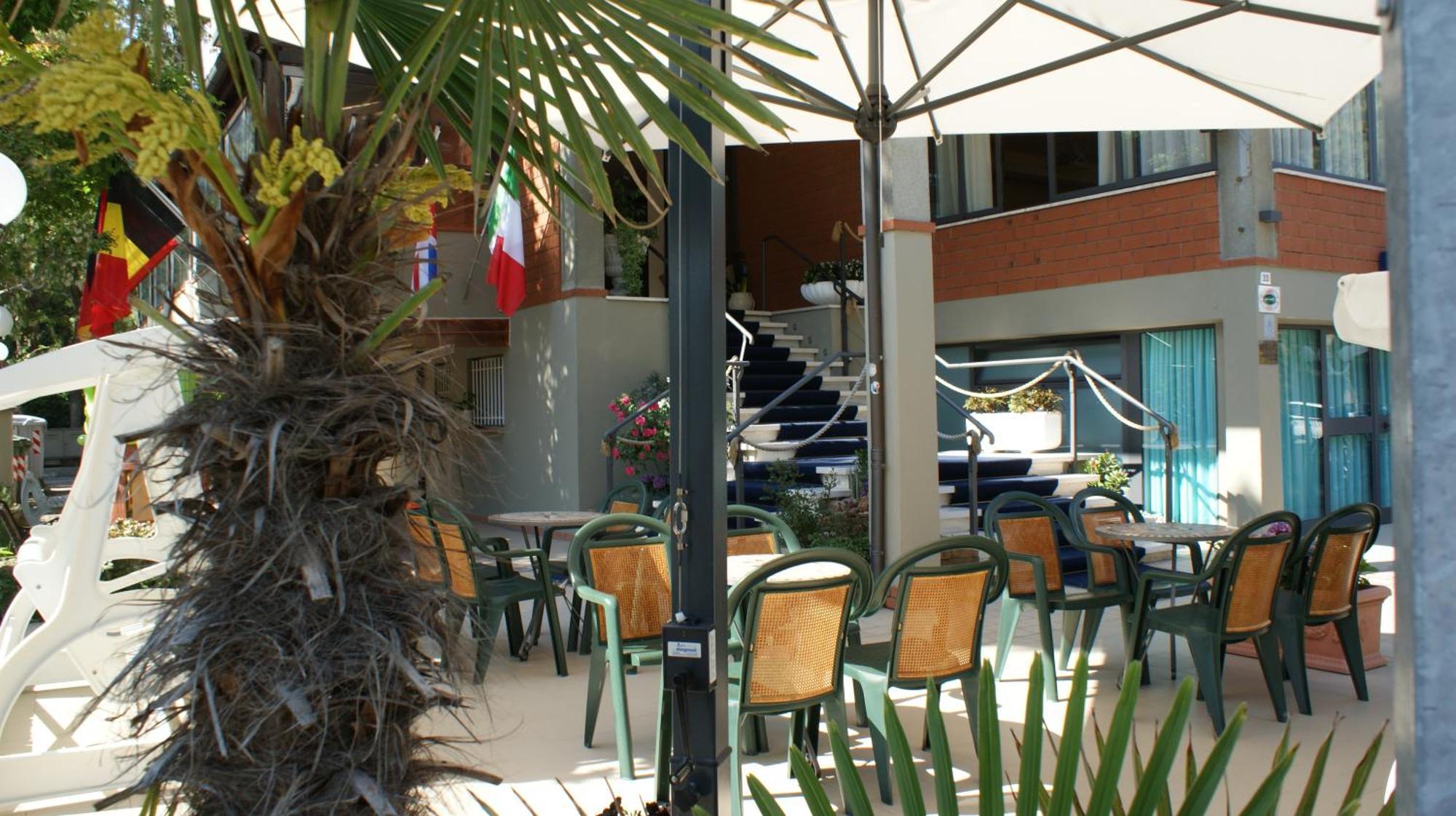 Hotel Katia Cesenatico Esterno foto