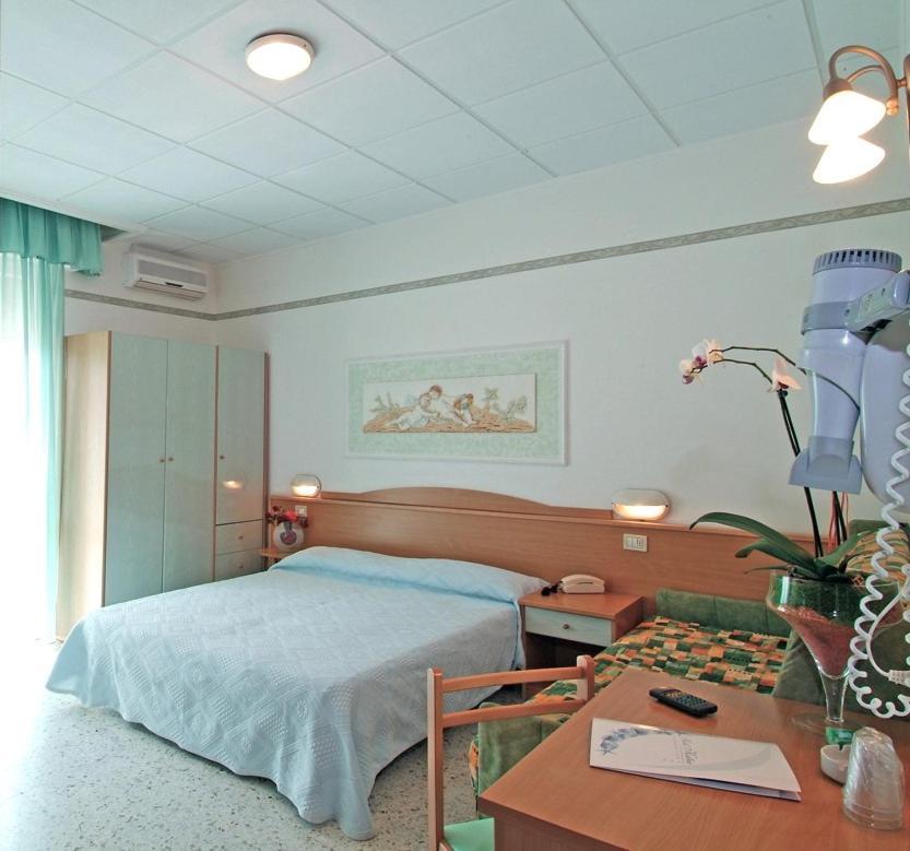 Hotel Katia Cesenatico Esterno foto